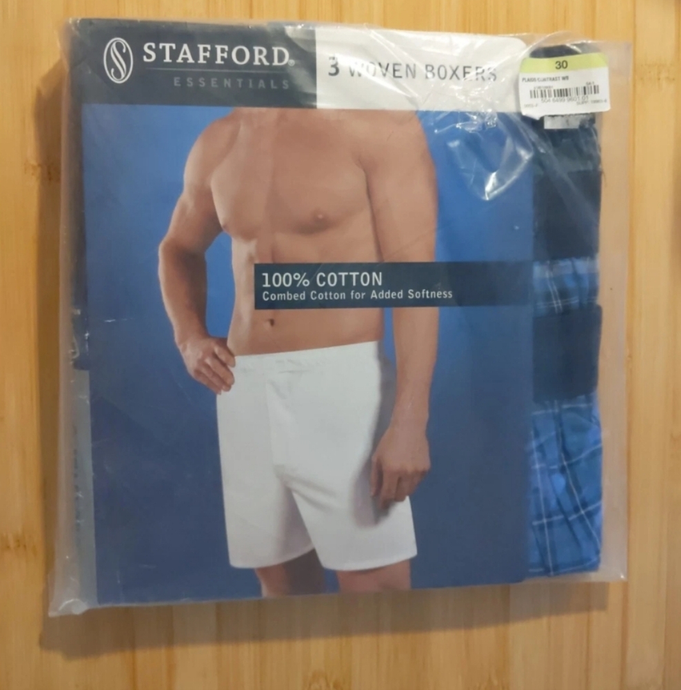Brand New Stafford 3-Pack Mens 100% Cotton Woven Boxers Plaid Size 30 Underwear